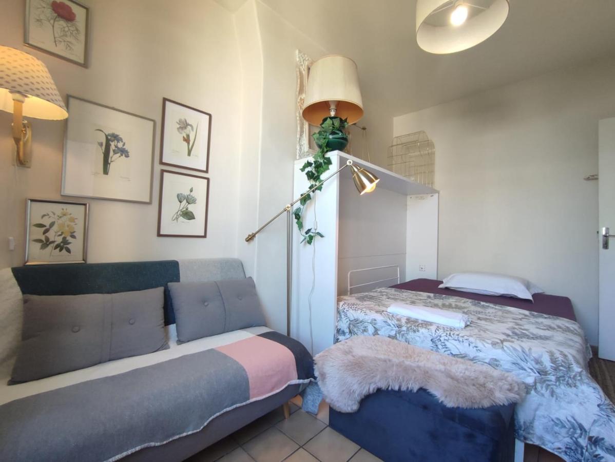 Paris Authentic House Small, Bright And Calm Studio Δωμάτιο φωτογραφία