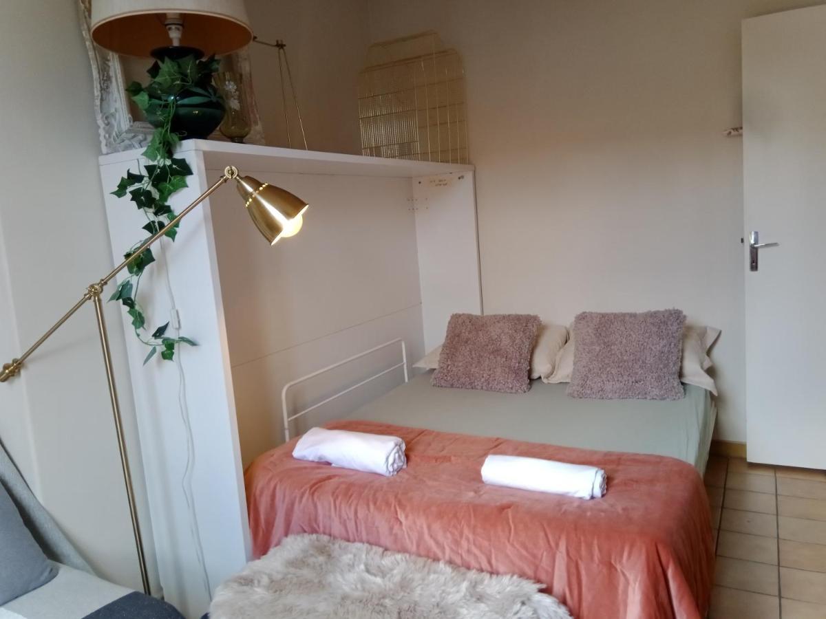 Paris Authentic House Small, Bright And Calm Studio Εξωτερικό φωτογραφία