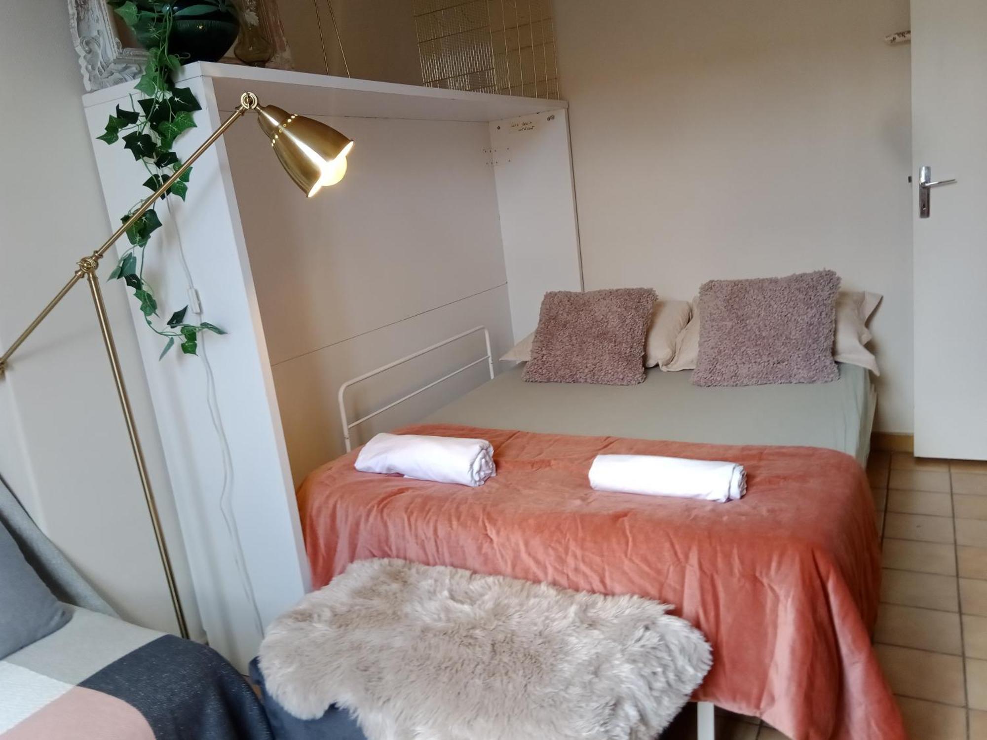 Paris Authentic House Small, Bright And Calm Studio Δωμάτιο φωτογραφία